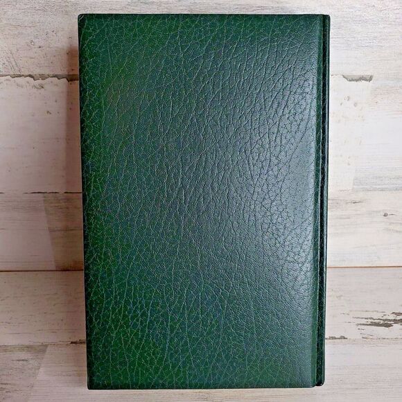 Treasury of World Masterpieces: The Celebrated Cases of Sherlock Holmes 1981 - Picture 2 of 9